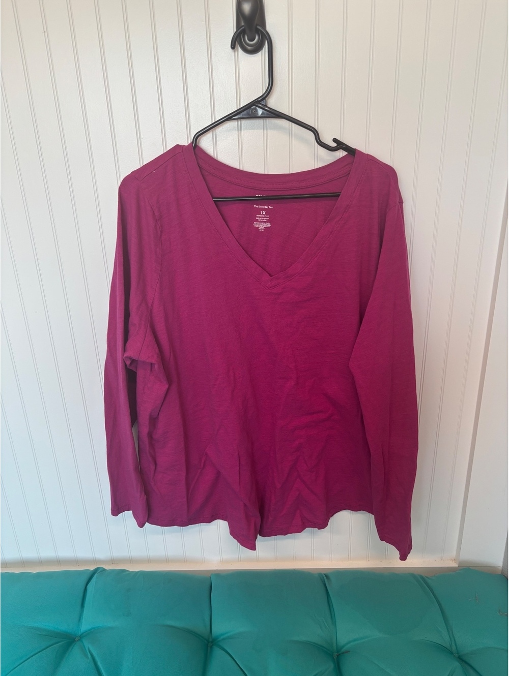 Dark pink/fuchsia top